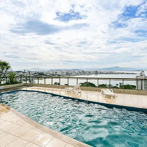  Apartamento Ap 2 Quartos Próximo A Ponte Hercílio Luz Em Condomínio Com Piscina - Centro
